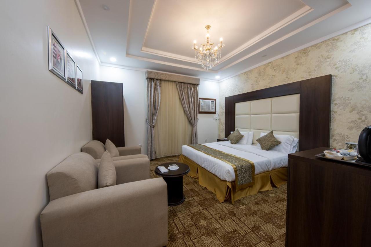Jasmine Beach Hotel Suites Янбу Екстериор снимка