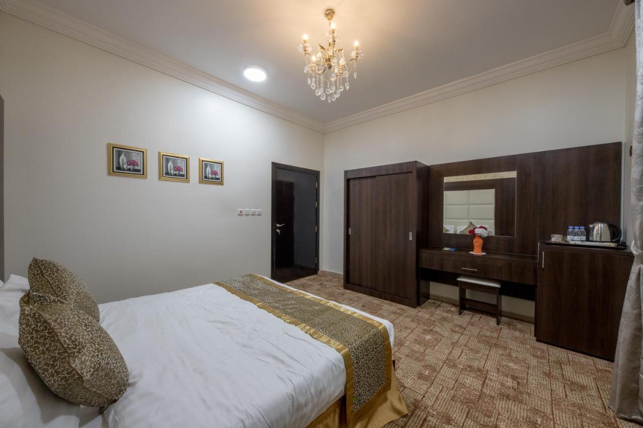 Jasmine Beach Hotel Suites Янбу Екстериор снимка